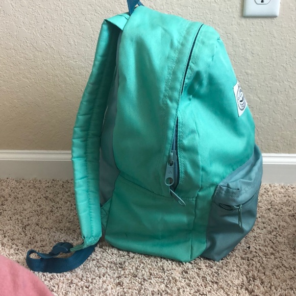 Backpack - Picture 4 of 4